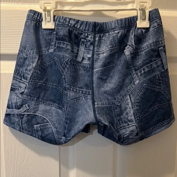 Asics Volleyball Shorts for Dynamic Performance - Picture 3 of 3